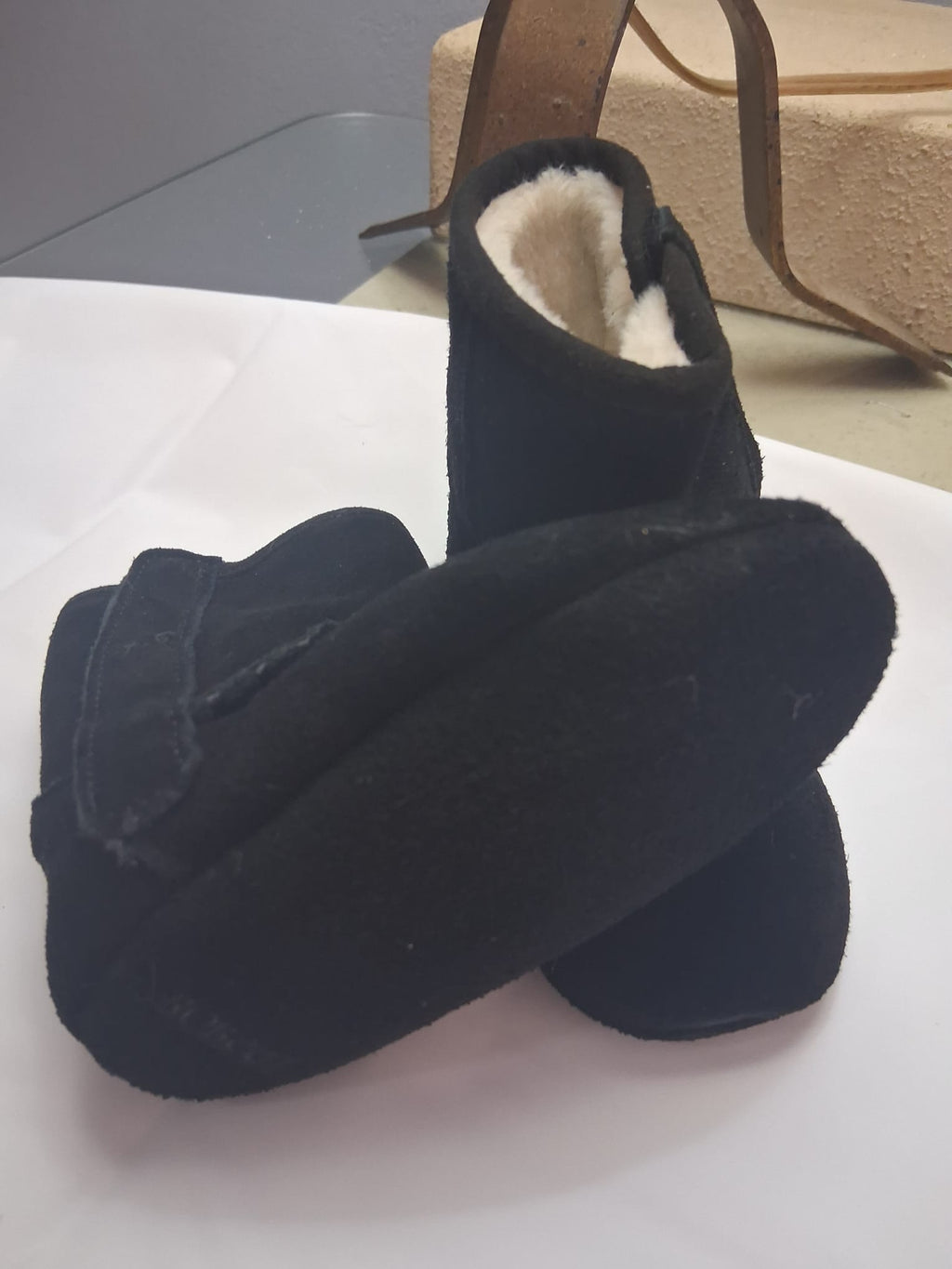 Baby Boots Soft Soled Suede Black 6-12 months